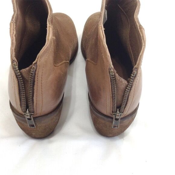 Charles David Brown Western Style Yasmin Cowboy Ankle Boots - Picture 5 of 7